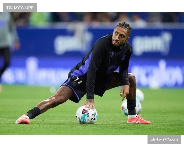 拉菲尼亚伤情反复或推迟弗里克复出计划 官方战术调整成焦点